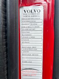 2020 VOLVO TRUCK VNL