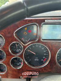 2015 Mack CXU (Pinnacle)