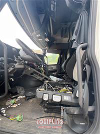 2020 Freightliner CASCADIA