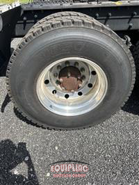 1999 Mack CL713