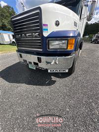 1999 Mack CL713