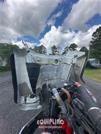 1999 Mack CL713