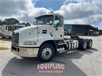 2015 Mack CXU (Pinnacle)