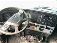 2022 Freightliner CASCADIA 126
