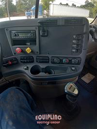 2013 Freightliner Cascadia 125