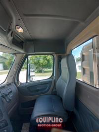 2013 Freightliner Cascadia 125