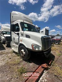 2014 Freightliner CASCADIA
