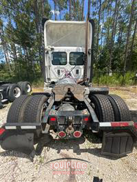 2014 Freightliner CASCADIA