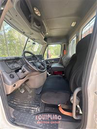 2014 Freightliner CASCADIA