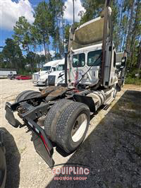 2013 Freightliner CASCADIA
