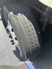 2013 VOLVO TRUCK VNM