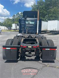 2013 VOLVO TRUCK VNM