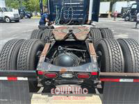 2013 VOLVO TRUCK VNM