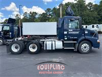 2013 VOLVO TRUCK VNM