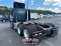 2013 VOLVO TRUCK VNM
