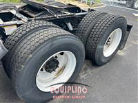2013 VOLVO TRUCK VNM