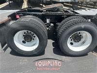 2013 VOLVO TRUCK VNM