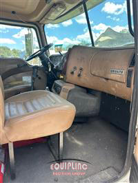 2005 Mack GRANITE GU713