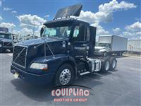 2013 VOLVO TRUCK VNM