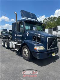 2013 VOLVO TRUCK VNM