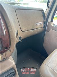 2005 Mack GRANITE GU713