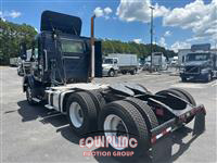 2013 VOLVO TRUCK VNM