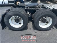 2013 VOLVO TRUCK VNM