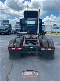 2013 VOLVO TRUCK VNM