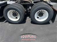 2013 VOLVO TRUCK VNM