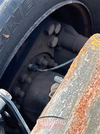 2013 VOLVO TRUCK VNM