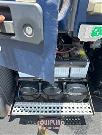 2013 VOLVO TRUCK VNM