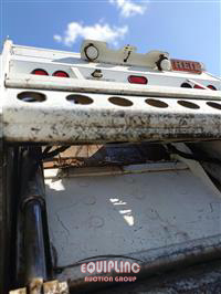 2014 Freightliner M2