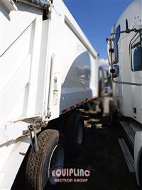 2014 Freightliner M2