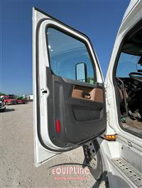 2021 Freightliner CASCADIA