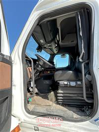2021 Freightliner CASCADIA