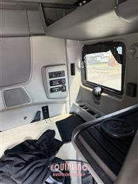 2019 International LT625