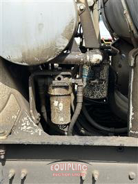 2019 Mack GR64F