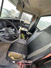 2019 Mack GR64F