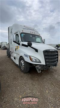 2021 Freightliner CASCADIA 126