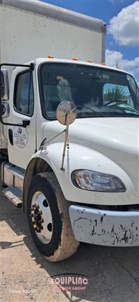2021 Freightliner M2 106