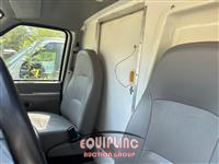 2000 Ford E-350