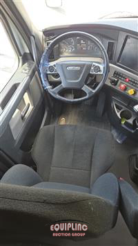 2020 Freightliner CASCADIA