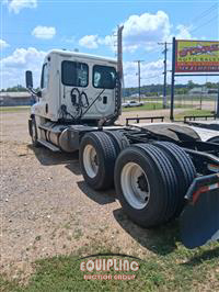 2015 Freightliner CASCADIA