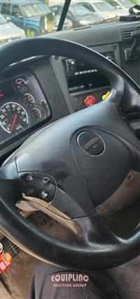 2015 Freightliner CASCADIA