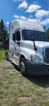 2015 Freightliner CASCADIA