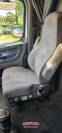 2015 Freightliner CASCADIA