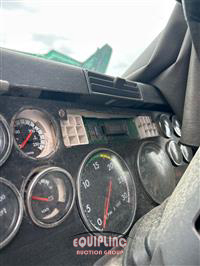 2004 Freightliner Columbia