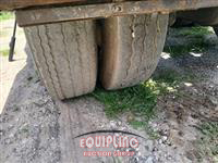 2001 Mack MR688S