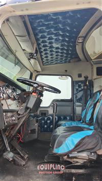 1999 Kenworth W900