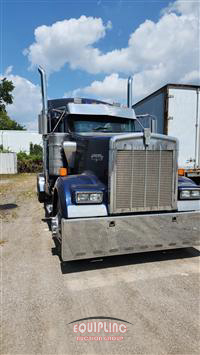 1999 Kenworth W900
